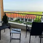 Family With Sea View Vineyard Apartmán