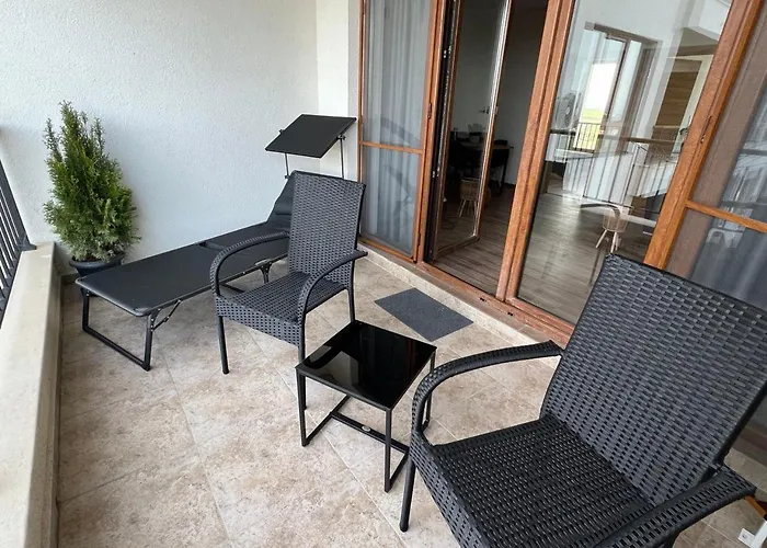 Family With Sea View Vineyard Aheloy