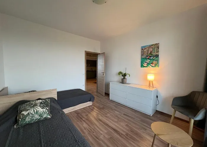 Family With Sea View Vineyard * Ахелой